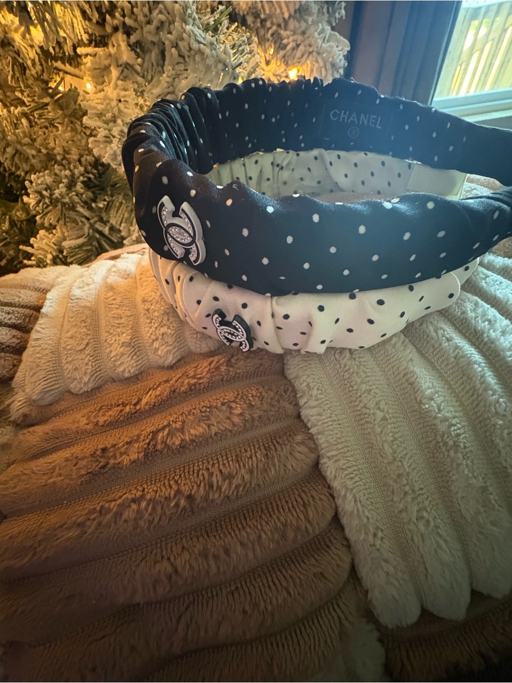Fashion set of 2 Polka Dot Double Headband Set — Black & Cream